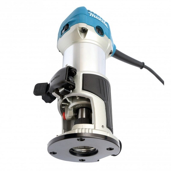 Фрезер кромочный MAKITA RT0700C (710Вт,10000-30000об/мин,разм.цанги 6-8мм,раб.ход фрезы 35мм) ФЦ Фрезер кромочный MAKITA RT0700C (710Вт,10000-30000об/мин,разм.цанги 6-8мм,раб.ход фрезы 35мм) ФЦ