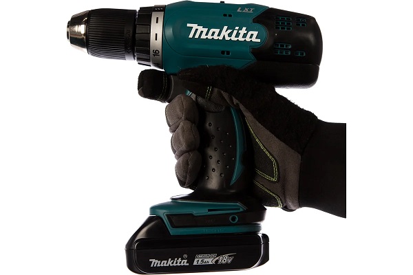 Дрель аккум. MAKITA DDF453SYE (18В, 2скор.,БЗП 13мм, 42Нм, 2х1,5Ач Li-lon) кейс ФЦ Дрель аккум. MAKITA DDF453SYE (18В, 2скор.,БЗП 13мм, 42Нм, 2х1,5Ач Li-lon) кейс ФЦ