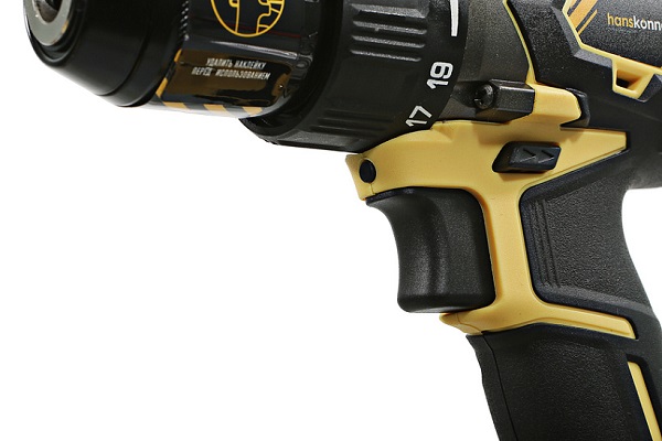 Дрель аккум.безщ. Hanskonner HCD1865BL (18В, 65Нм, 2х2,4Ач(Unibattery), УЦП 13мм ClickLock, кейс) Дрель аккум.безщ. Hanskonner HCD1865BL (18В, 65Нм, 2х2,4Ач(Unibattery), УЦП 13мм ClickLock, кейс)